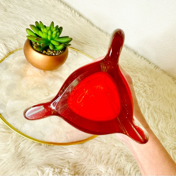Vintage Funky Red Glass Vase - Picture 5 of 6